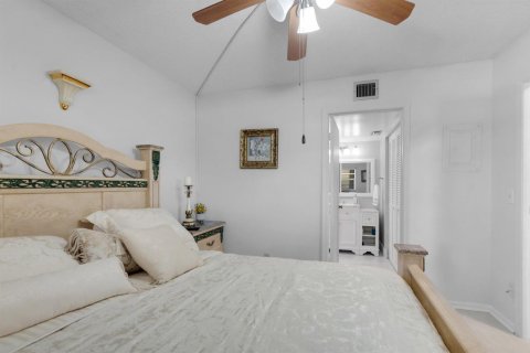 Copropriété à vendre à Boca Raton, Floride: 2 chambres, 120.77 m2 № 2246259 - photo 21