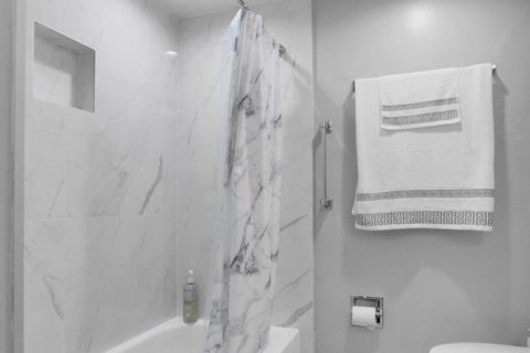 Copropriété à vendre à Boca Raton, Floride: 2 chambres, 120.77 m2 № 2246259 - photo 24