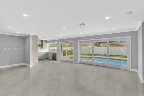 Villa ou maison à vendre à Fort Lauderdale, Floride: 3 chambres, 127.55 m2 № 2244135 - photo 5