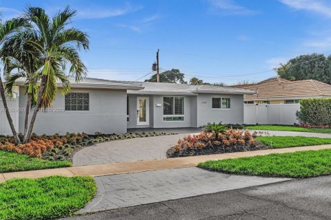 Villa ou maison à vendre à Fort Lauderdale, Floride: 3 chambres, 127.55 m2 № 2244135 - photo 3