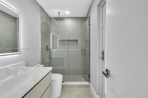 Villa ou maison à vendre à Fort Lauderdale, Floride: 3 chambres, 127.55 m2 № 2244135 - photo 27