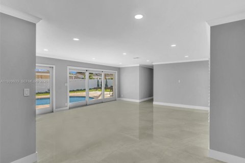 Villa ou maison à vendre à Fort Lauderdale, Floride: 3 chambres, 127.55 m2 № 2244135 - photo 7