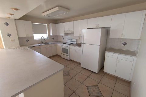 Condominio en venta en Aventura, Florida, 2 dormitorios, 120.77 m2 № 1220758 - foto 28