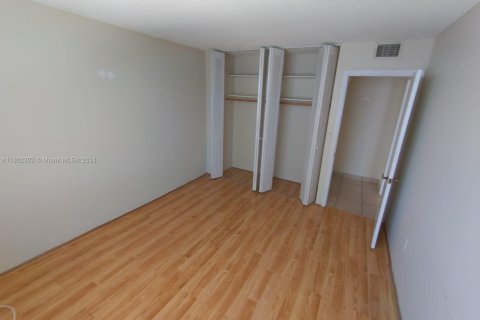 Condominio en venta en Aventura, Florida, 2 dormitorios, 120.77 m2 № 1220758 - foto 10