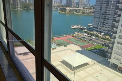 Condominio en venta en Aventura, Florida, 2 dormitorios, 120.77 m2 № 1220758 - foto 22
