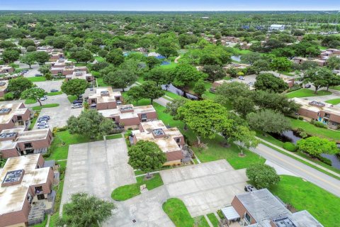 Touwnhouse à vendre à Palm Beach Gardens, Floride: 3 chambres, 148.27 m2 № 2374180 - photo 25