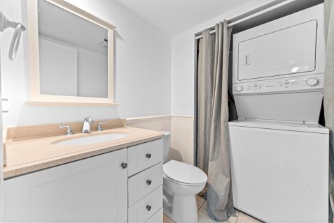 Touwnhouse à vendre à Palm Beach Gardens, Floride: 3 chambres, 148.27 m2 № 2374180 - photo 21