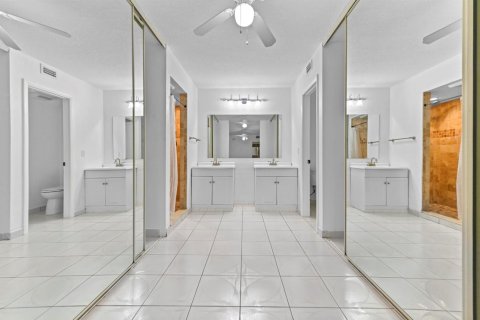 Touwnhouse à vendre à Palm Beach Gardens, Floride: 3 chambres, 148.27 m2 № 2374180 - photo 12