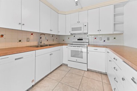 Touwnhouse à vendre à Palm Beach Gardens, Floride: 3 chambres, 148.27 m2 № 2374180 - photo 7
