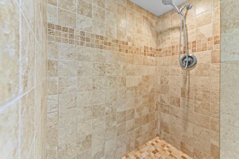 Touwnhouse à vendre à Palm Beach Gardens, Floride: 3 chambres, 148.27 m2 № 2374180 - photo 14