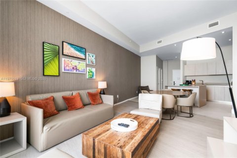 Condominio en venta en Hollywood, Florida, 1 dormitorio, 74.51 m2 № 2032694 - foto 6