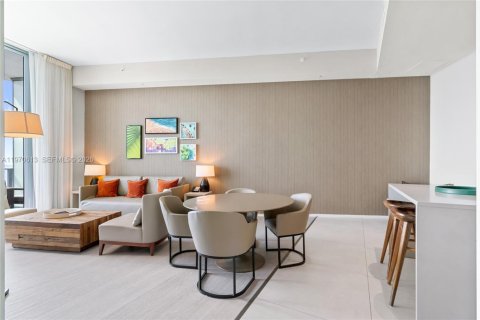 Condominio en venta en Hollywood, Florida, 1 dormitorio, 74.51 m2 № 2032694 - foto 16