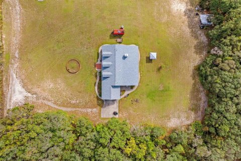 Villa ou maison à vendre à Lecanto, Floride: 3 chambres, 235.23 m2 № 2425318 - photo 2