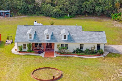 Villa ou maison à vendre à Lecanto, Floride: 3 chambres, 235.23 m2 № 2425318 - photo 3