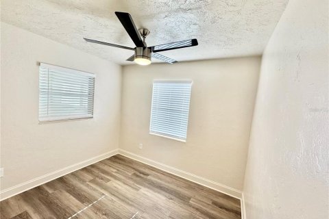 House in North Port, Florida 3 bedrooms, 96.8 sq.m. № 1880906 - photo 18