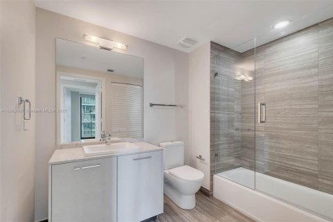 Copropriété à louer à Miami, Floride: 2 chambres, 95.5 m2 № 1965863 - photo 18