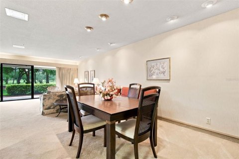 Condo in Palm Harbor, Florida, 2 bedrooms  № 2342517 - photo 30