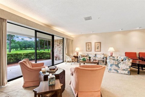 Condo in Palm Harbor, Florida, 2 bedrooms  № 2342517 - photo 25