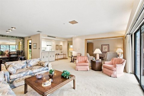 Condo in Palm Harbor, Florida, 2 bedrooms  № 2342517 - photo 28