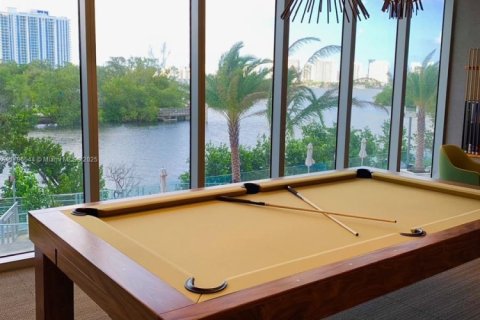 Condominio en venta en North Miami Beach, Florida, 2 dormitorios, 102.94 m2 № 1712504 - foto 22