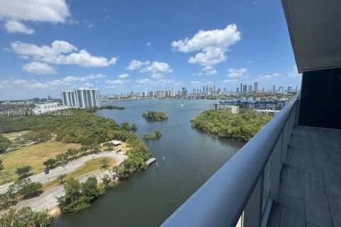 Condominio en venta en North Miami Beach, Florida, 2 dormitorios, 102.94 m2 № 1712504 - foto 9