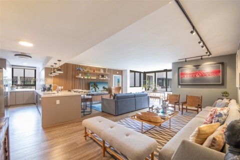 Кондоминиум с 3 спальнями в Ки-Бискейн, Флорида № 2058869