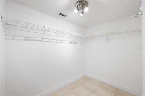 Купить кондоминиум в Тиерра-Верде, Флорида 6 комнат, 116.59м2, № 1732770 - фото 27