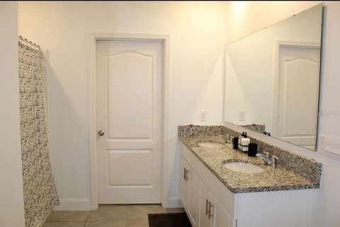 Villa ou maison à louer à DeLand, Floride: 5 chambres, 232.81 m2 № 1829474 - photo 10