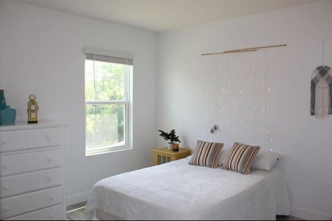 Casa en alquiler en DeLand, Florida, 5 dormitorios, 232.81 m2 № 1829474 - foto 12