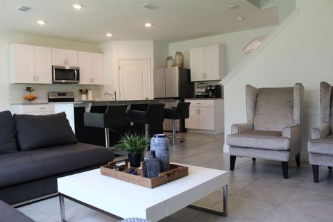 Casa en alquiler en DeLand, Florida, 5 dormitorios, 232.81 m2 № 1829474 - foto 6