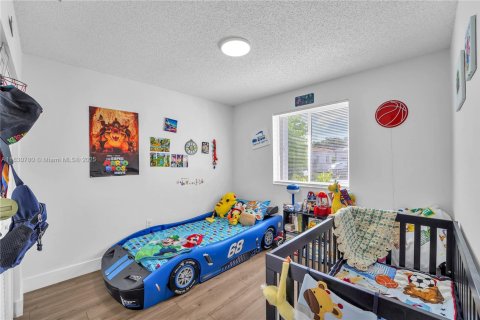 Villa ou maison à vendre à Miami, Floride: 3 chambres, 139.73 m2 № 1963317 - photo 17