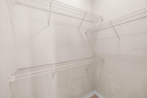 Condo in Tampa, Florida, 1 bedroom  № 1579129 - photo 8