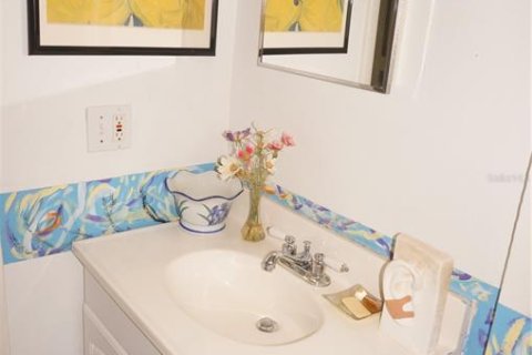 House in Port Charlotte, Florida 2 bedrooms, 111.48 sq.m. № 2403415 - photo 20