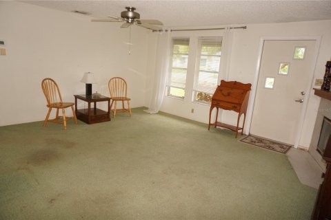 House in Port Charlotte, Florida 2 bedrooms, 111.48 sq.m. № 2403415 - photo 4