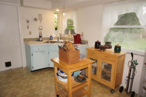 House in Port Charlotte, Florida 2 bedrooms, 111.48 sq.m. № 2403415 - photo 24