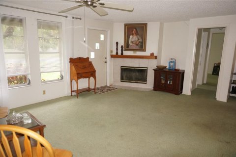 House in Port Charlotte, Florida 2 bedrooms, 111.48 sq.m. № 2403415 - photo 5