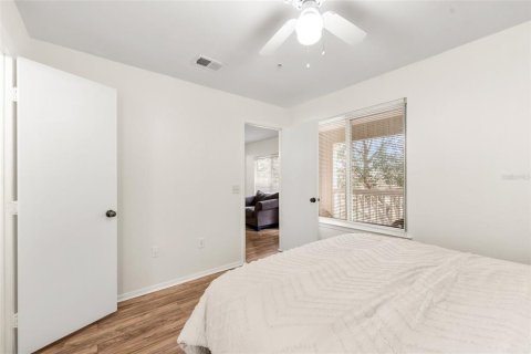 Condo in Gainesville, Florida, 4 bedrooms № 2103168 - photo 29