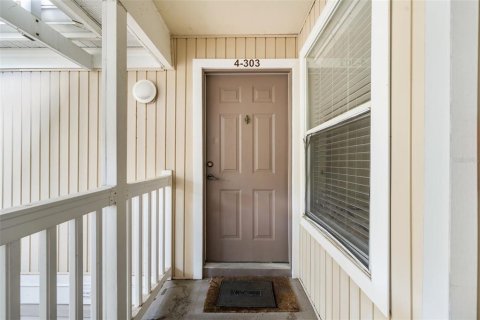Condo in Gainesville, Florida, 4 bedrooms № 2103168 - photo 3