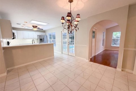 House in Dunnellon, Florida 4 bedrooms, 213.21 sq.m. № 2266891 - photo 6