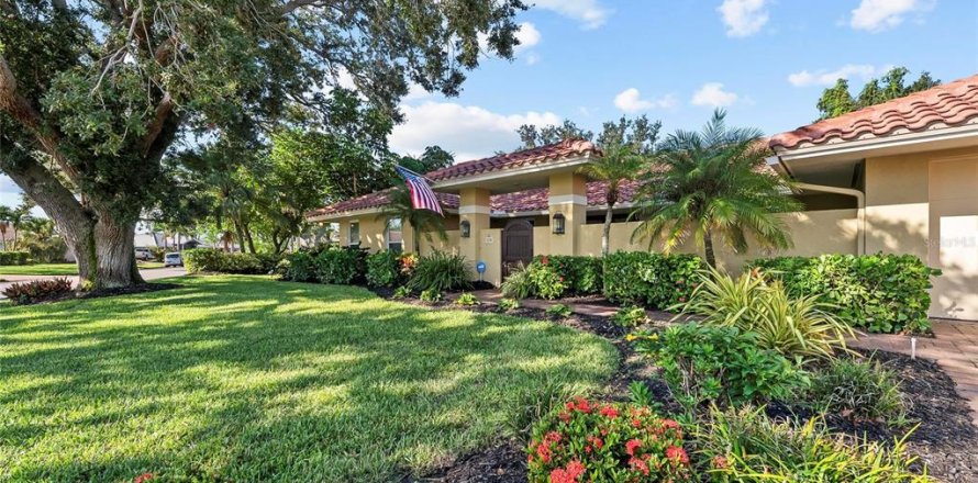 House in Osprey, Florida 3 bedrooms, 306.3 sq.m. № 1911989