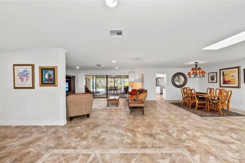 House in Osprey, Florida 3 bedrooms, 306.3 sq.m. № 1911989 - photo 7