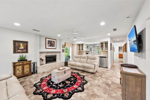 House in Osprey, Florida 3 bedrooms, 306.3 sq.m. № 1911989 - photo 23