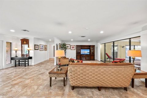 House in Osprey, Florida 3 bedrooms, 306.3 sq.m. № 1911989 - photo 9