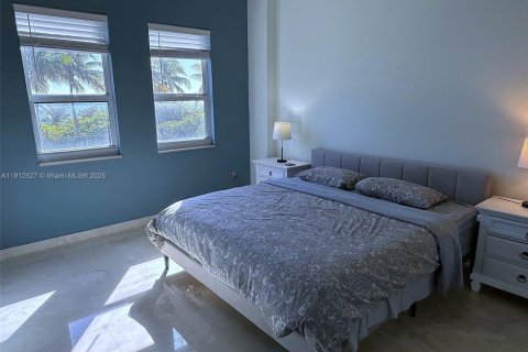 Condominio en alquiler en Hallandale Beach, Florida, 3 dormitorios, 143.07 m2 № 2054916 - foto 18