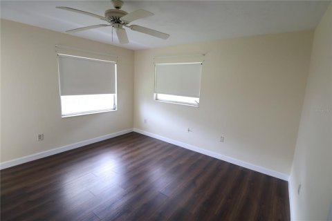 Condo in Bradenton, Florida, 2 bedrooms  № 1837159 - photo 8