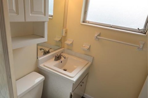 Condo in Bradenton, Florida, 2 bedrooms  № 1837159 - photo 9