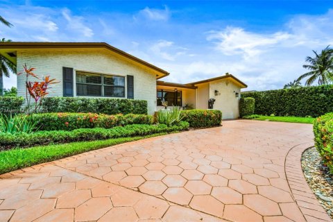 Casa en venta en Hollywood, Florida, 3 dormitorios, 186.18 m2 № 1852431 - foto 29