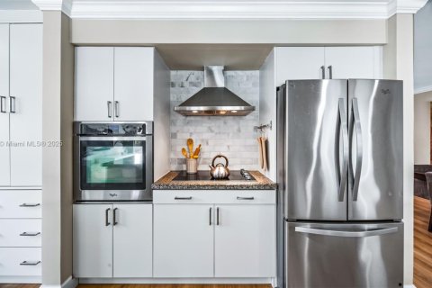 Casa en venta en Hollywood, Florida, 3 dormitorios, 186.18 m2 № 1852431 - foto 7