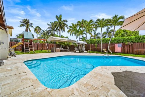 Casa en venta en Hollywood, Florida, 3 dormitorios, 186.18 m2 № 1852431 - foto 27