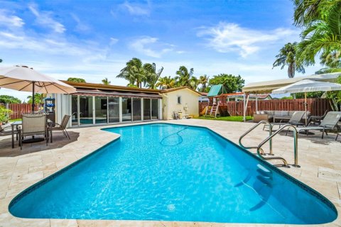 Casa en venta en Hollywood, Florida, 3 dormitorios, 186.18 m2 № 1852431 - foto 26